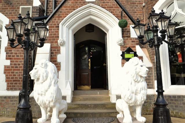 The Milverton Hotel Manchester Bagian luar foto
