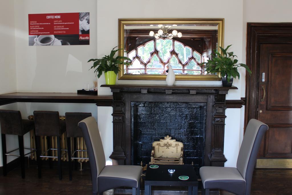 The Milverton Hotel Manchester Bagian luar foto