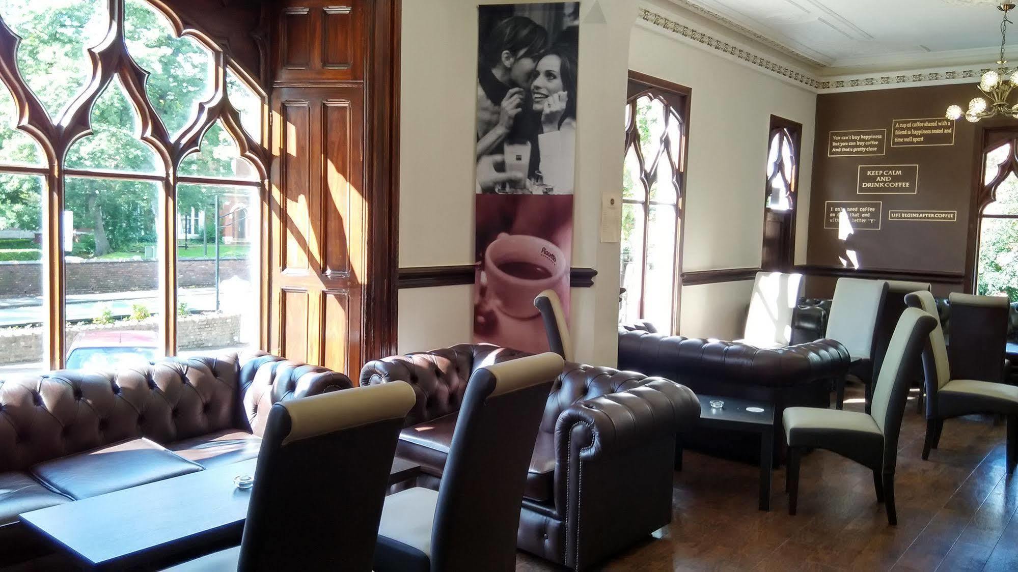 The Milverton Hotel Manchester Bagian luar foto